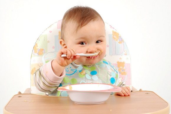 eating-baby-girl