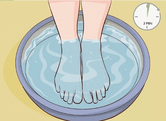 Da chân bị khô phải làm sao Cách giúp da chân bị khô được mềm mại 